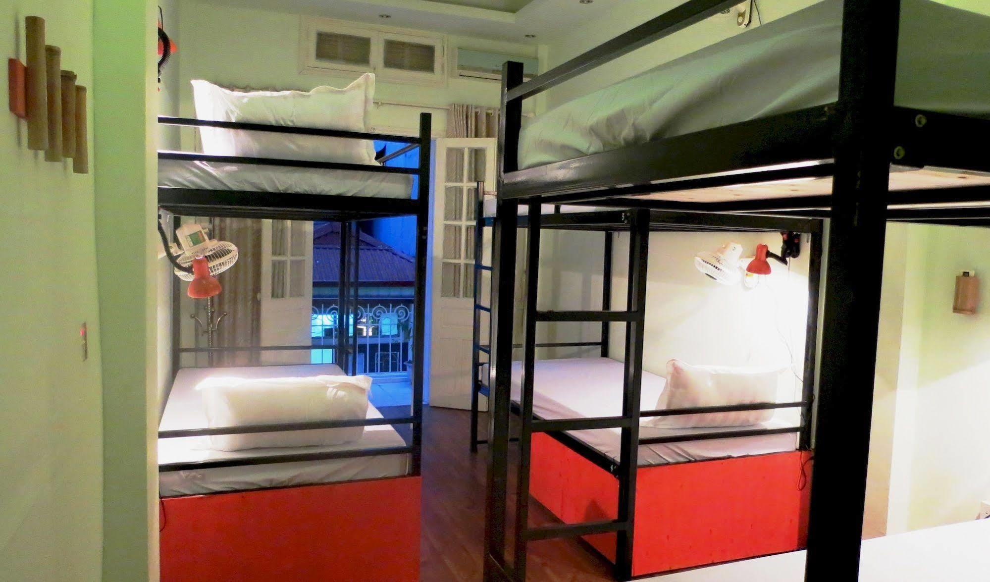 Hanoi Massive Hostel Eksteriør billede